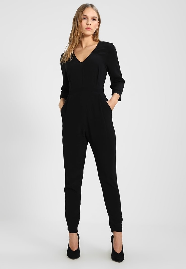 combinaison noir pantalon